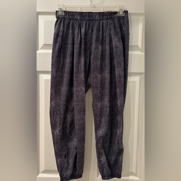 LULULEMON Joggers - Picture 9 of 10